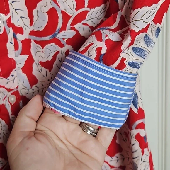 Chaps no iron button down Medium Floral - Picture 8 of 9